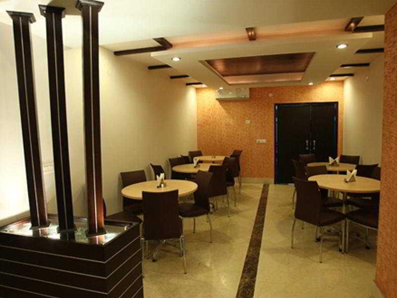 Emblem Hotel Sector 14 Gurgaon Luaran gambar