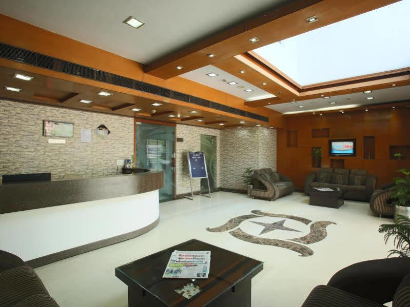 Emblem Hotel Sector 14 Gurgaon Luaran gambar