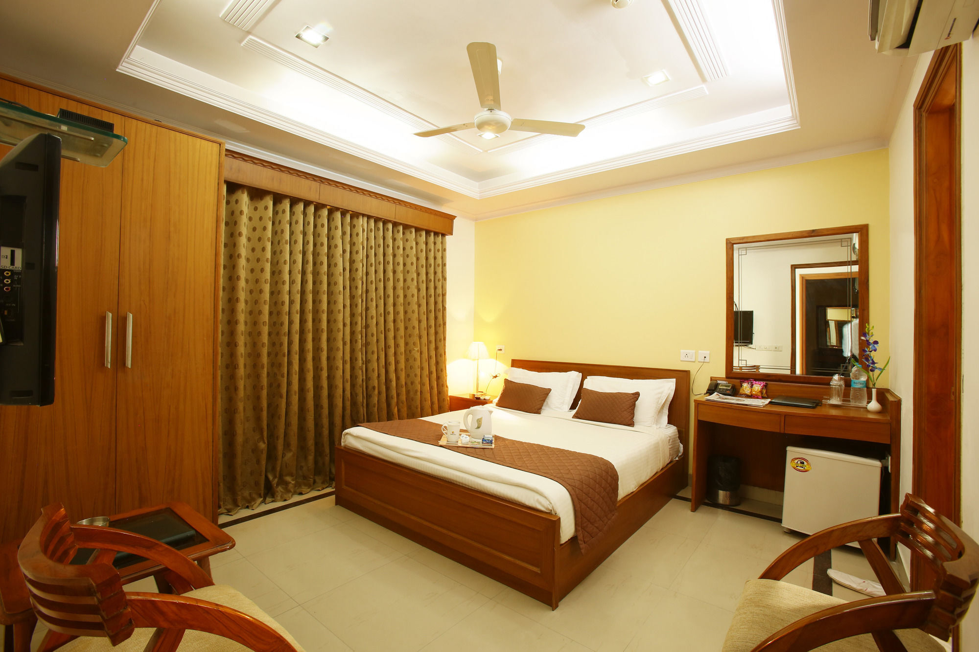 Emblem Hotel Sector 14 Gurgaon Luaran gambar