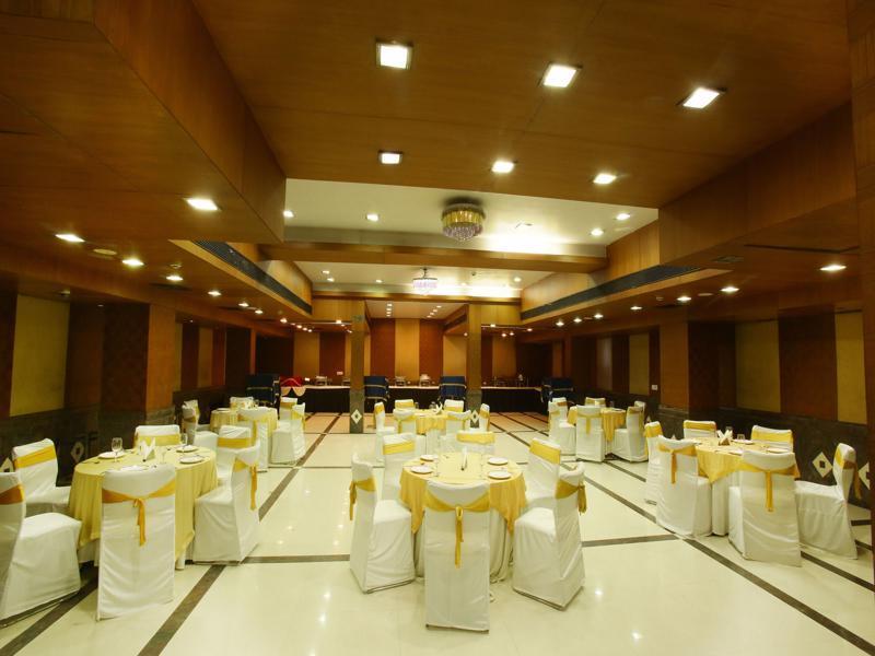 Emblem Hotel Sector 14 Gurgaon Luaran gambar